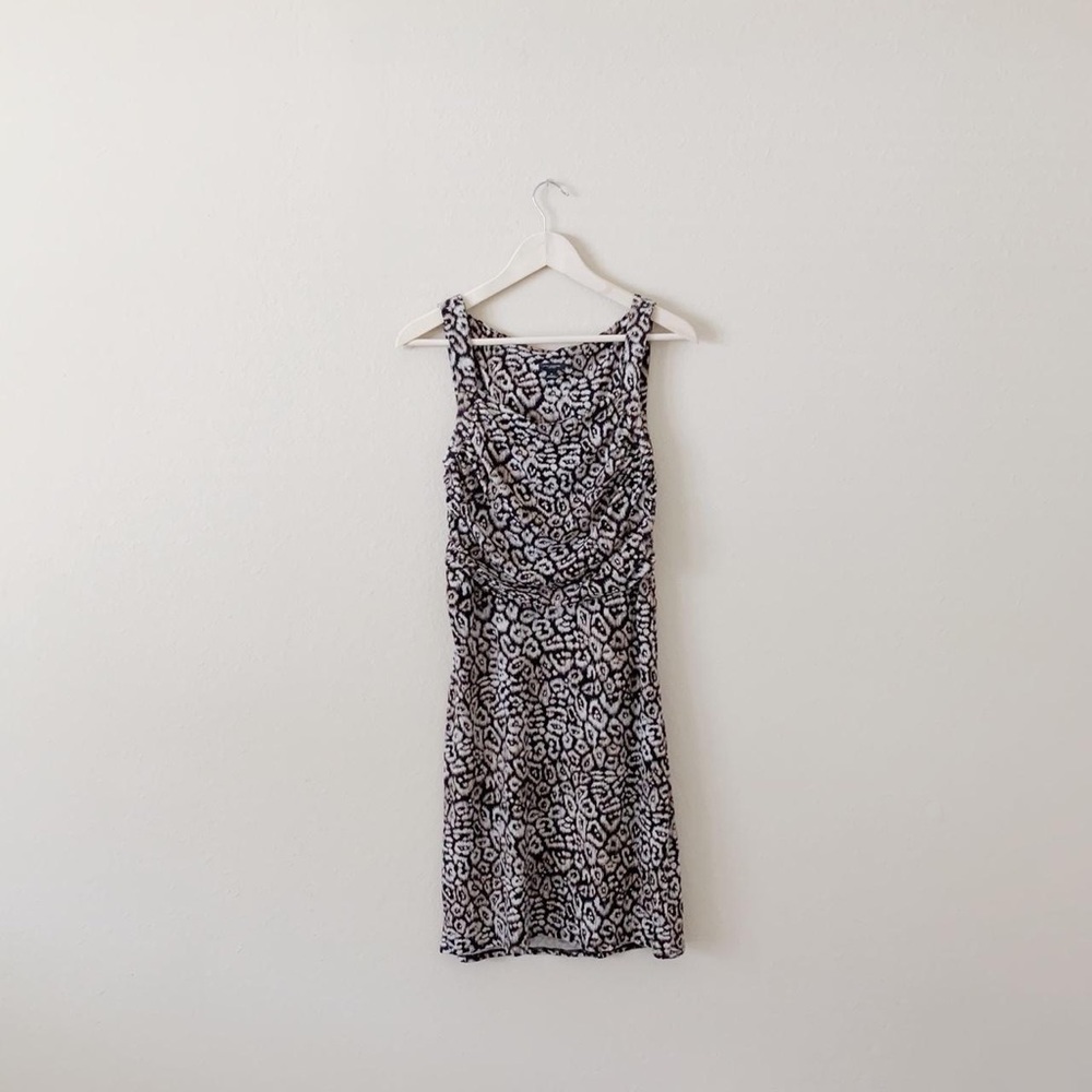 LIKE NEW! ANN TAYLOR! WOMEN’S LEOPARD PRINT DRESS!